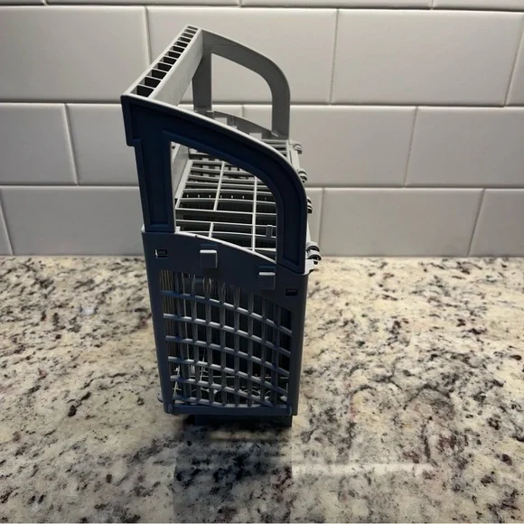 Bosch authentic dishwasher cutlery basket - Picture 4 of 6